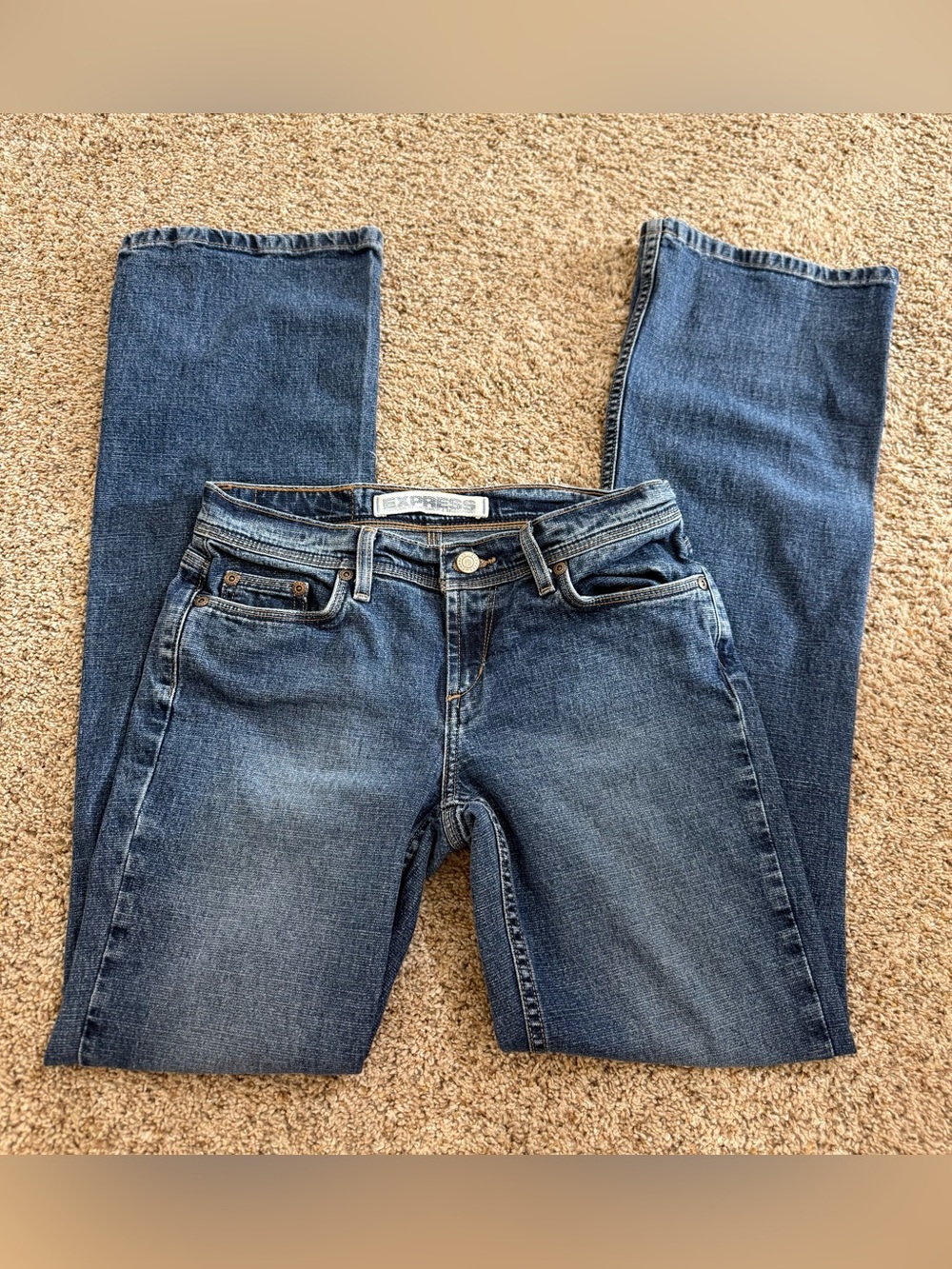 Express Precision Fit Women’s 1/2 R Low Rise Bootcut Flare Jeans Y2K Dark Wash